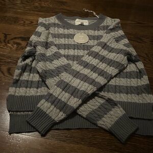 BRAND NEW! Lined sweater with tag